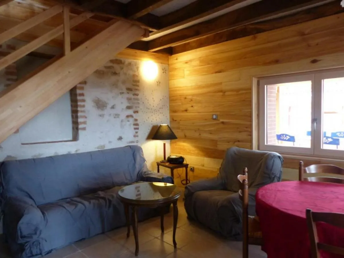 Ferme Eco-Restauree Avec Jardin, Jeux Enfants Et Parking Pres De Neris Les Bains - Fr-1-489-40 Villa Blomard 0*,