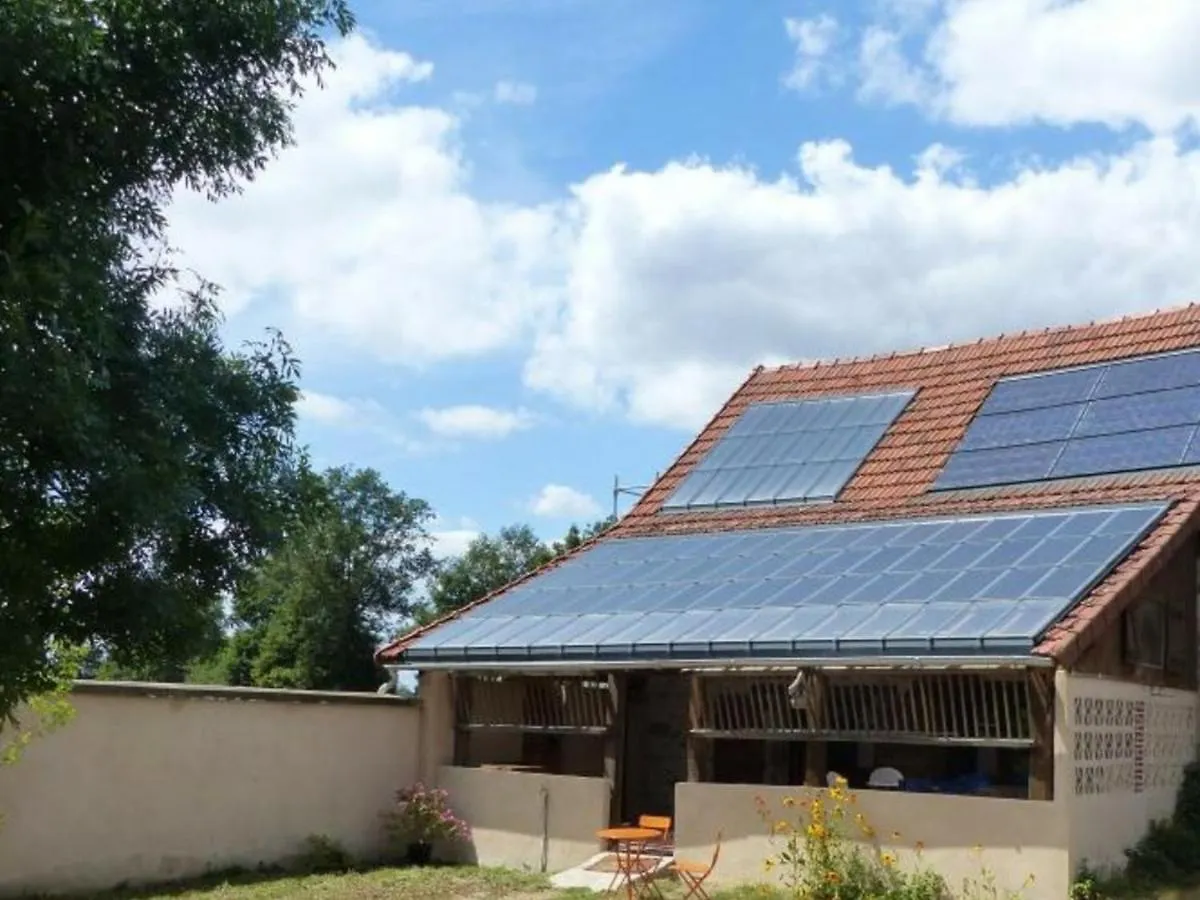 Holiday home Ferme Eco-Restauree Avec Jardin, Jeux Enfants Et Parking Pres De Neris Les Bains - Fr-1-489-40 Villa Blomard France