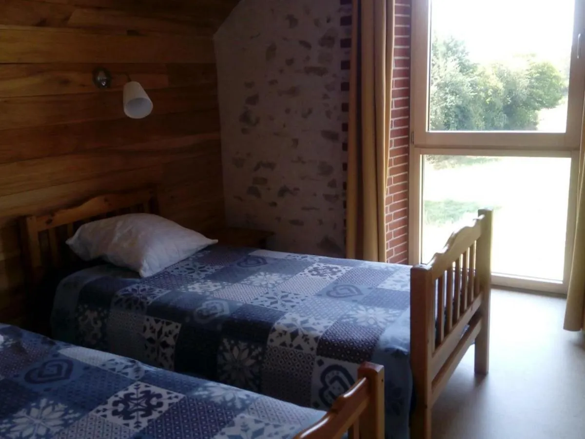Ferme Eco-Restauree Avec Jardin, Jeux Enfants Et Parking Pres De Neris Les Bains - Fr-1-489-40 Villa Blomard Holiday home
